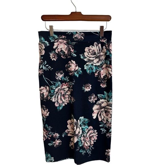 Renee C. Navy‎ Blue Floral Pencil Skirt Size Medium - Picture 3 of 8